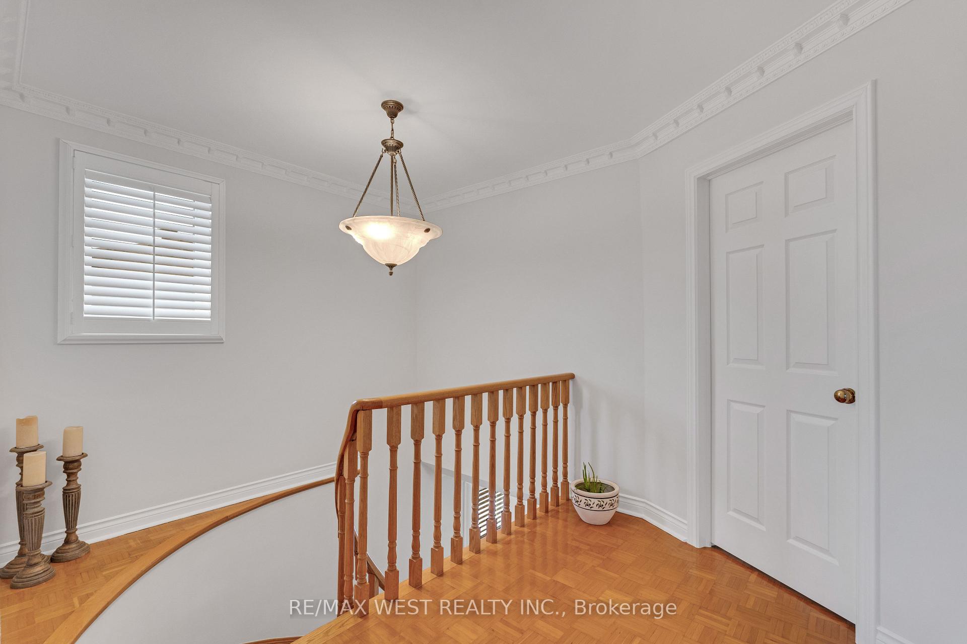 Photo 20 of 37 Lime Drive, Vaughan, East Woodbridge — HOMEH