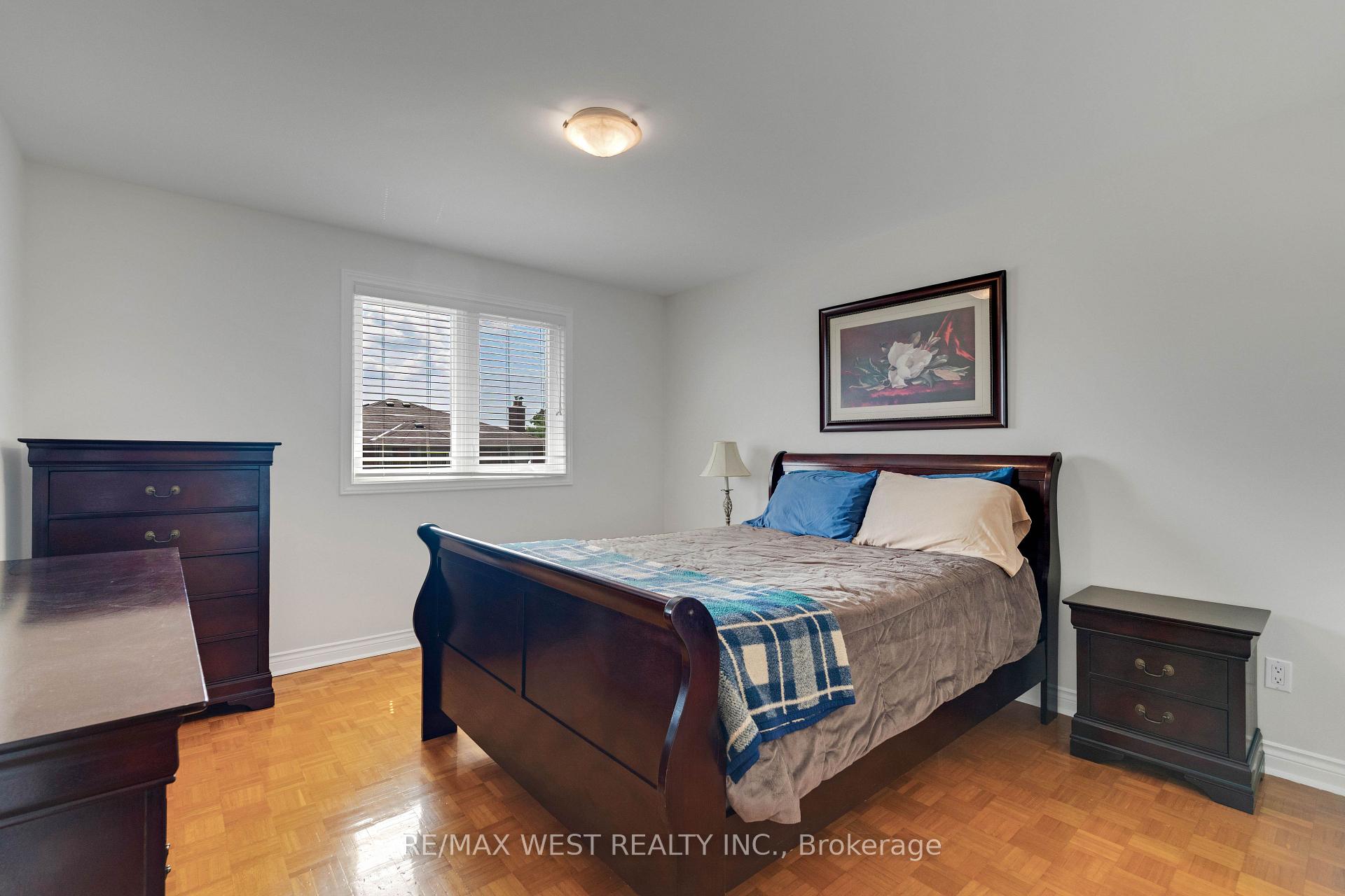 Photo 26 of 37 Lime Drive, Vaughan, East Woodbridge — HOMEH