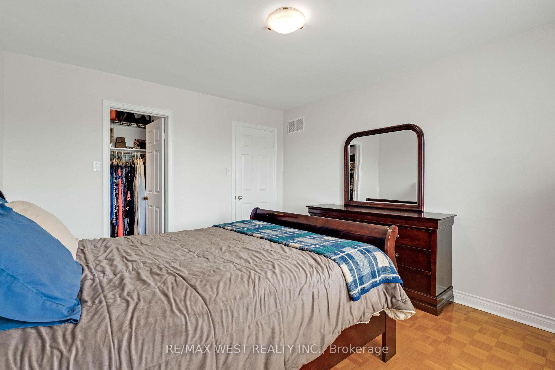 Photo 27 of 37 Lime Drive, Vaughan, East Woodbridge — HOMEH