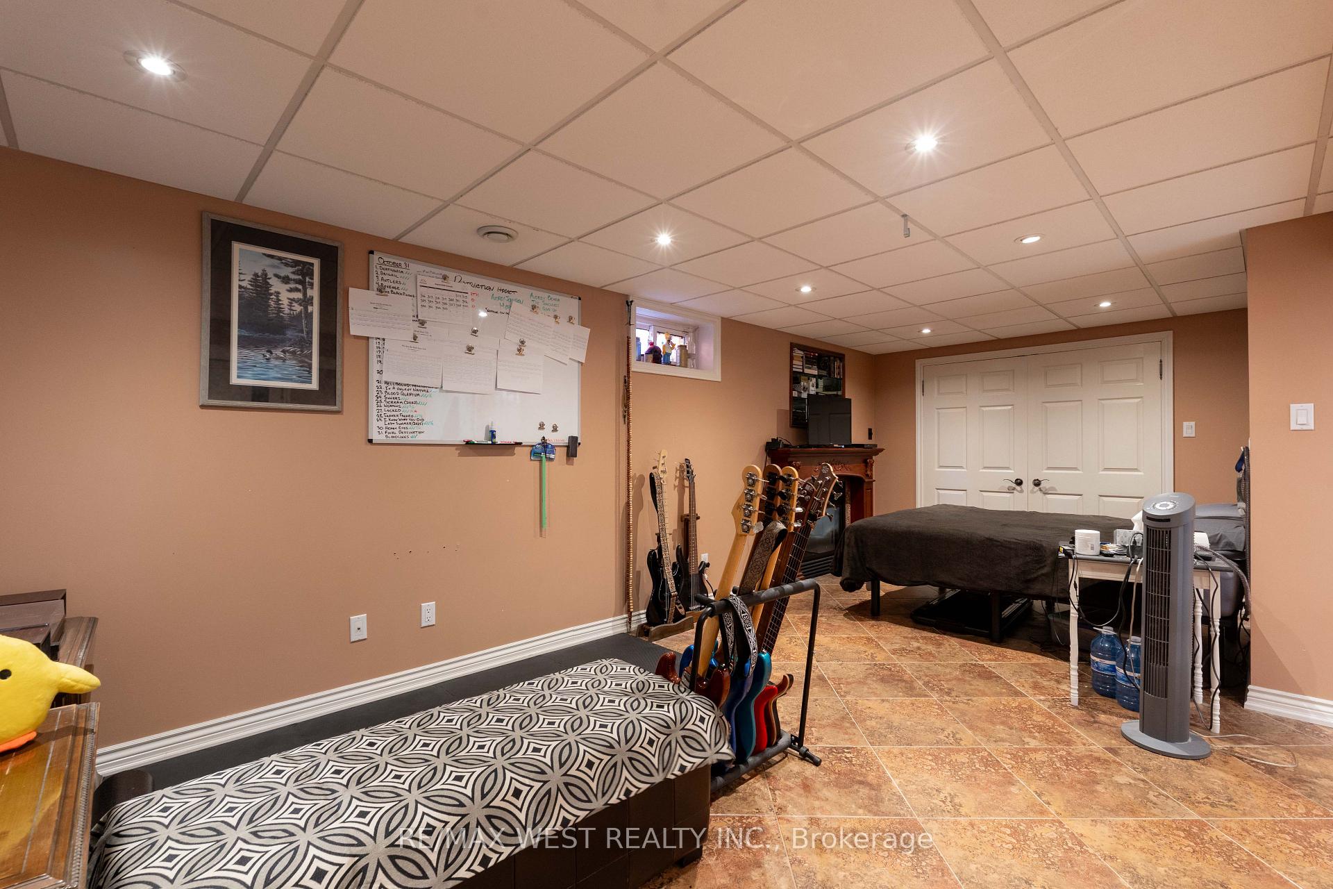 Photo 35 of 37 Lime Drive, Vaughan, East Woodbridge — HOMEH