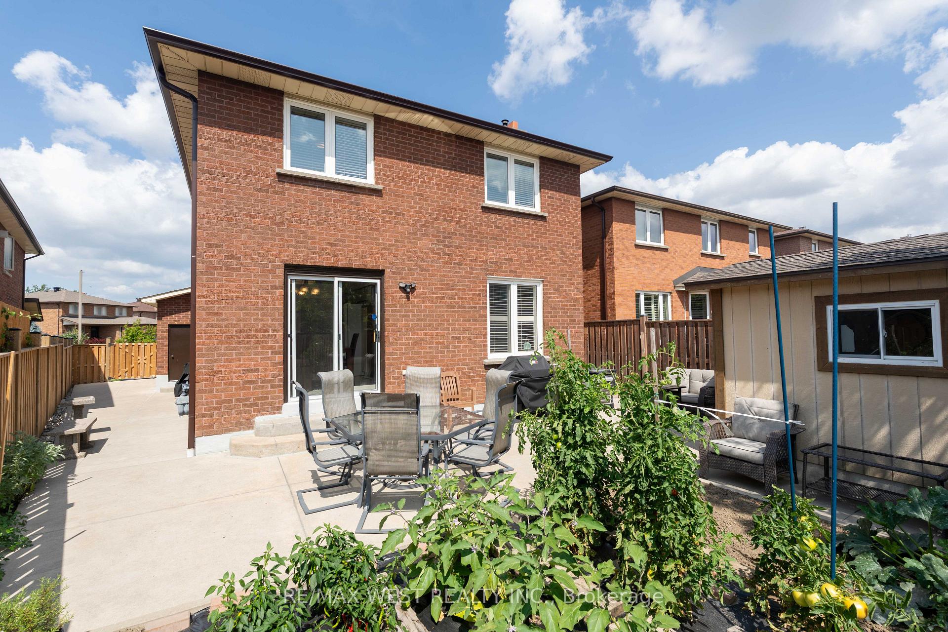 Photo 40 of 37 Lime Drive, Vaughan, East Woodbridge — HOMEH