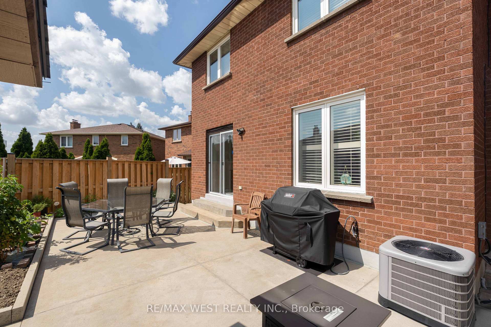 Photo 41 of 37 Lime Drive, Vaughan, East Woodbridge — HOMEH