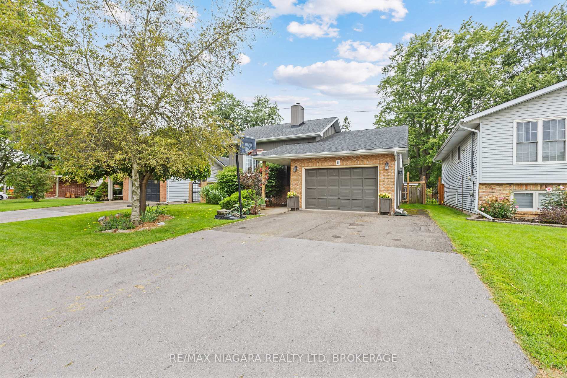 Photo 4 of 11 Northaven Road, Welland, N. Welland — HOMEH