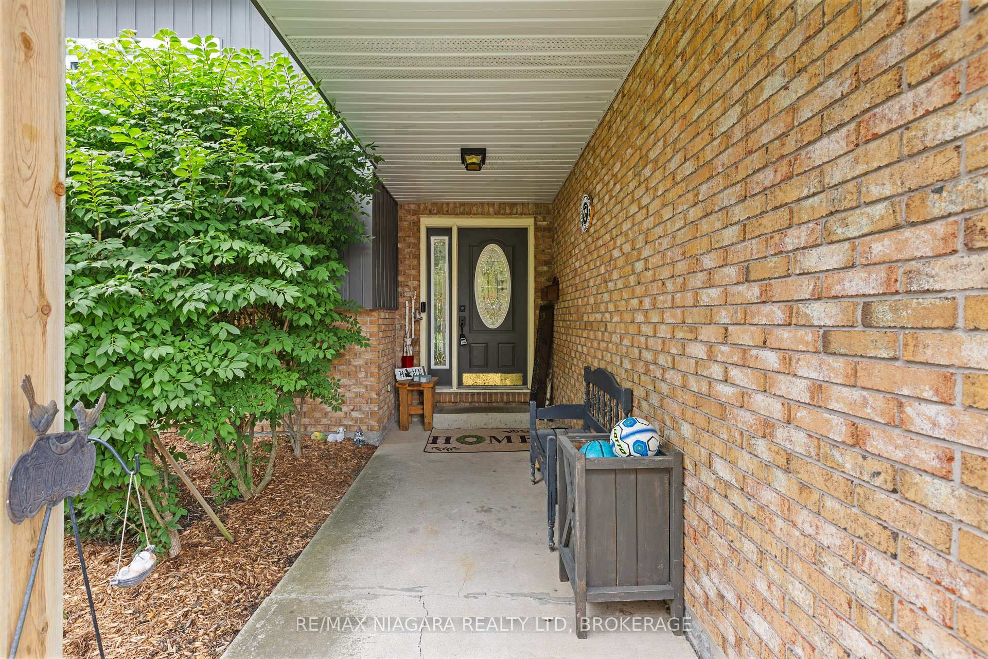 Photo 5 of 11 Northaven Road, Welland, N. Welland — HOMEH
