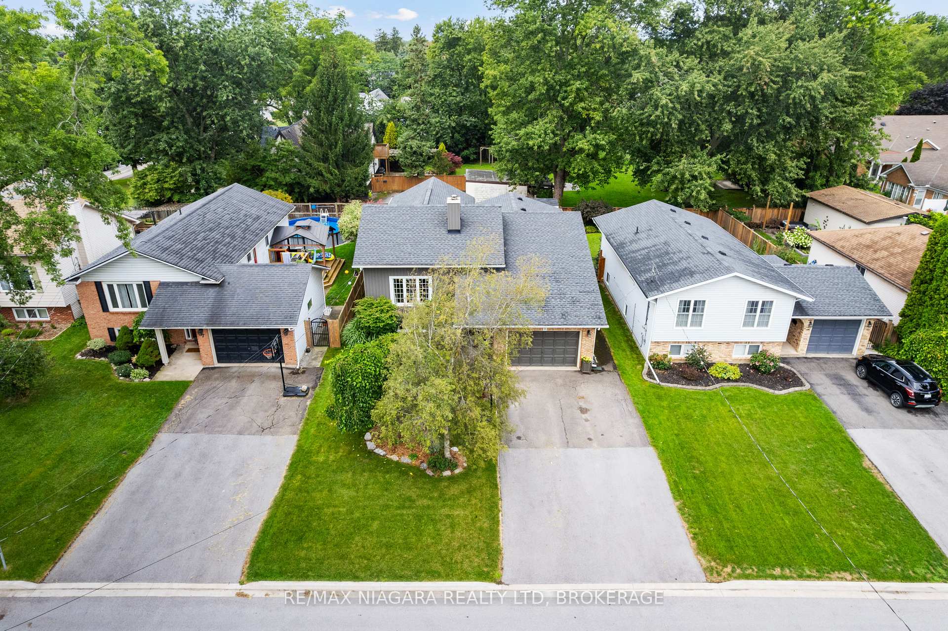 Photo 45 of 11 Northaven Road, Welland, N. Welland — HOMEH
