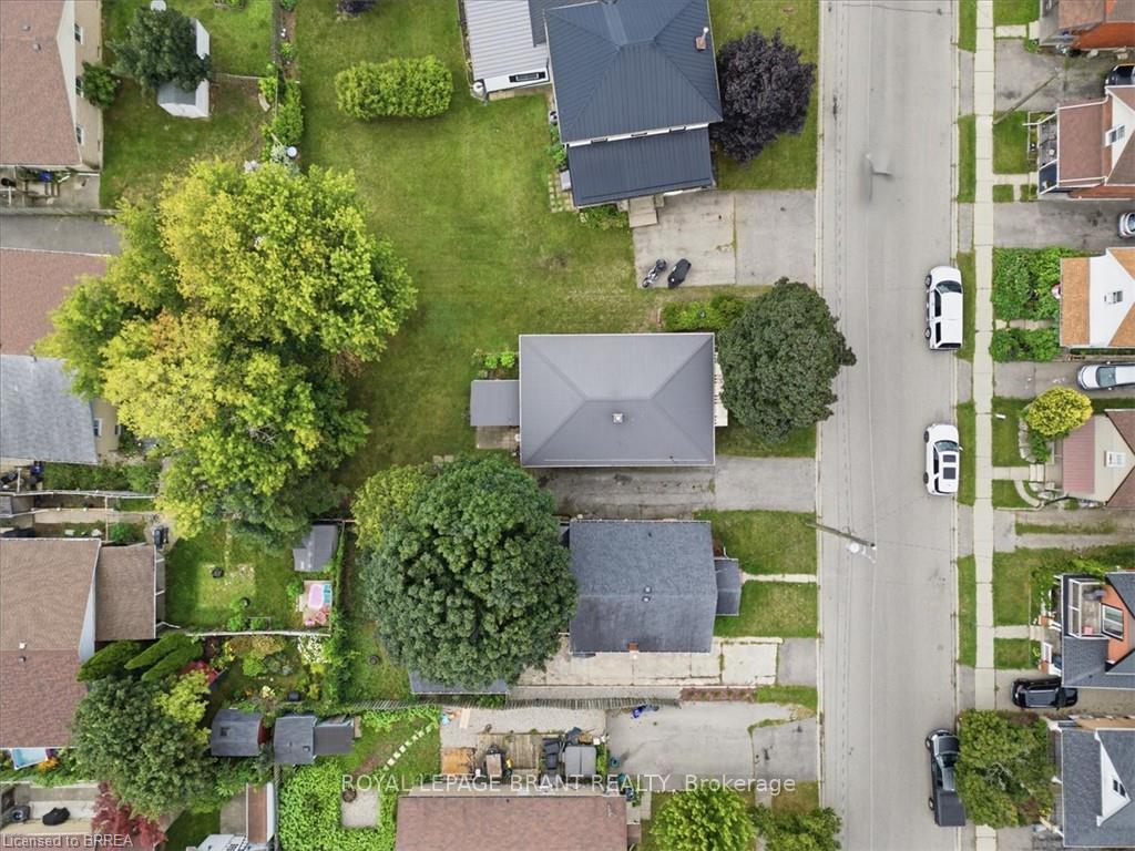 Photo 24 of 16 Mintern Avenue, Brantford, Eagle Place — HOMEH