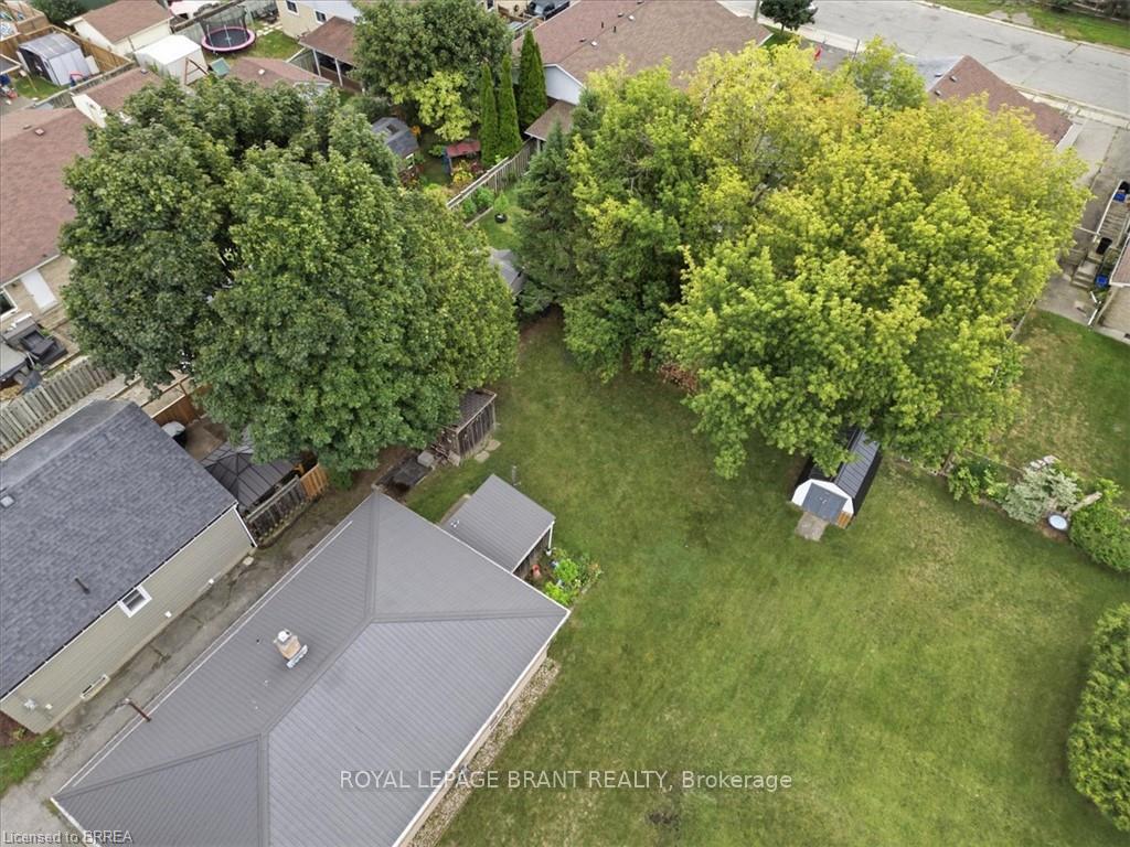 Photo 25 of 16 Mintern Avenue, Brantford, Eagle Place — HOMEH