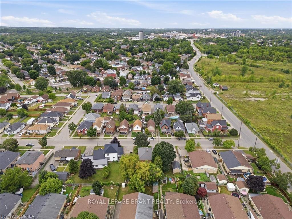 Photo 32 of 16 Mintern Avenue, Brantford, Eagle Place — HOMEH