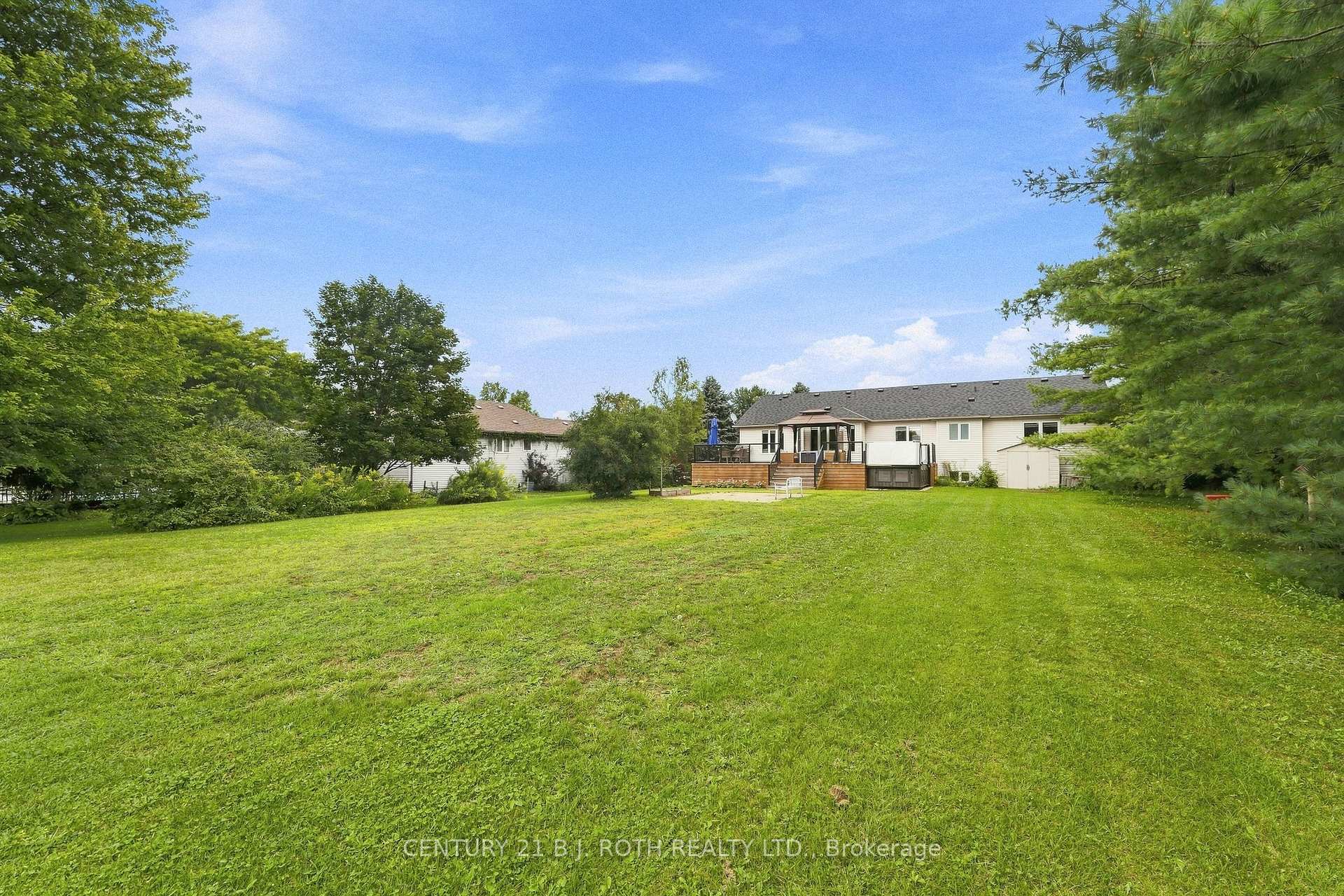 Photo 54 of 3 Dean Court, Wasaga Beach — HOMEH