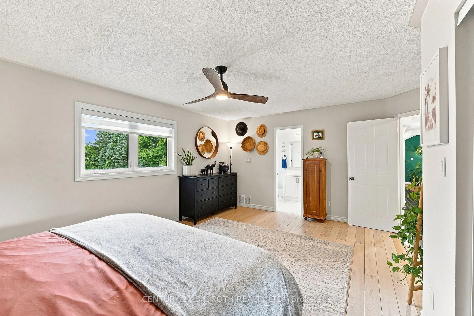 Photo 25 of 3 Dean Court, Wasaga Beach — HOMEH