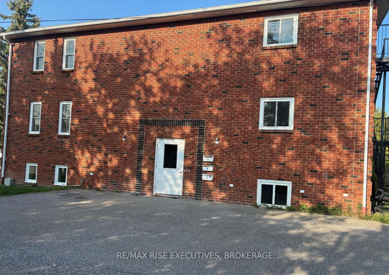 Photo of Unit 3, 565 Emma Street