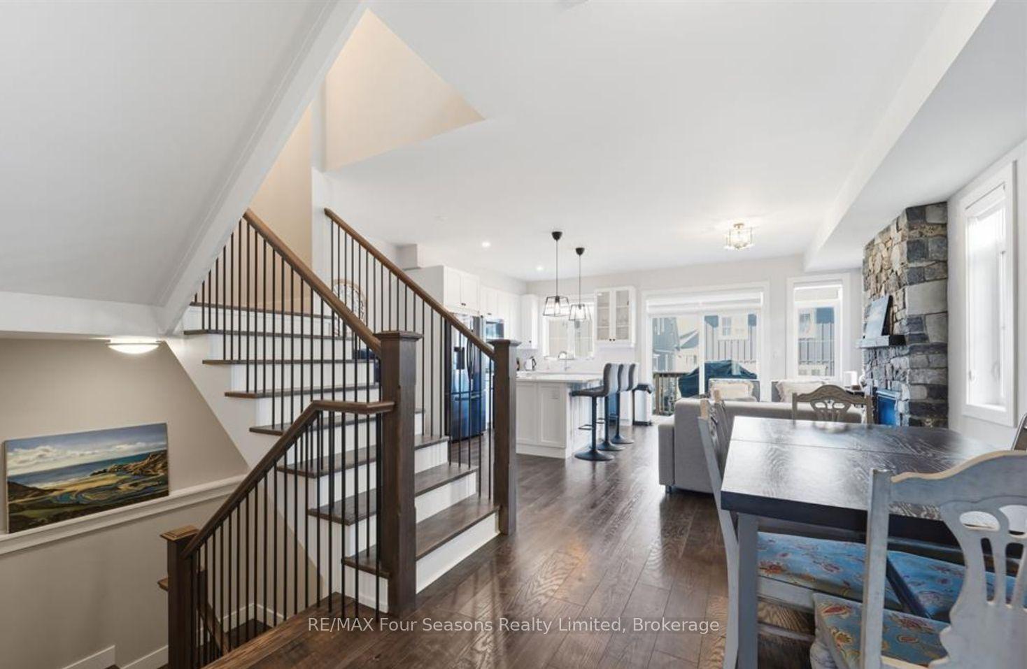 Photo 3 of 146 Sycamore Street, Blue Mountains — HOMEH