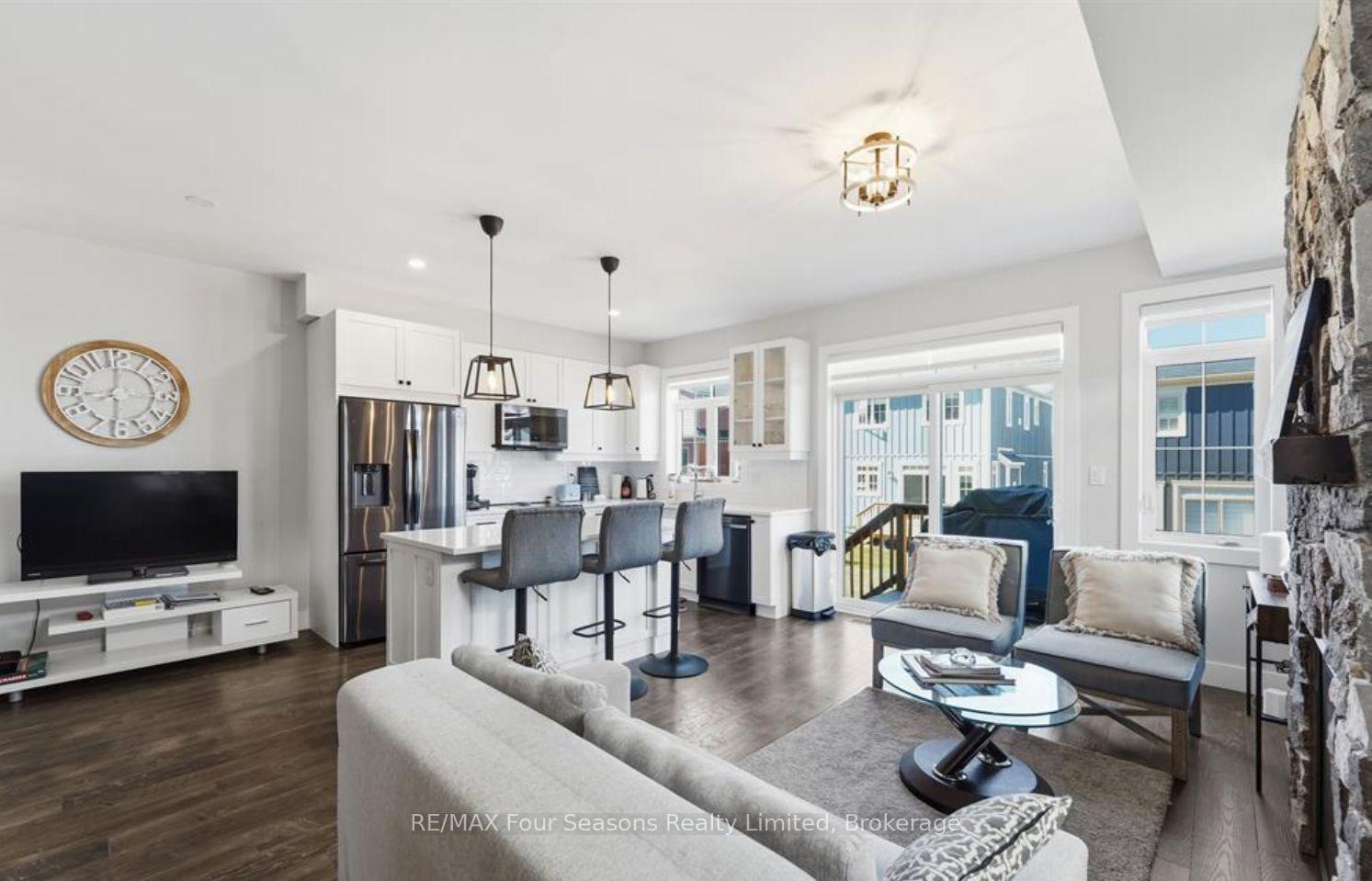 Photo 4 of 146 Sycamore Street, Blue Mountains — HOMEH
