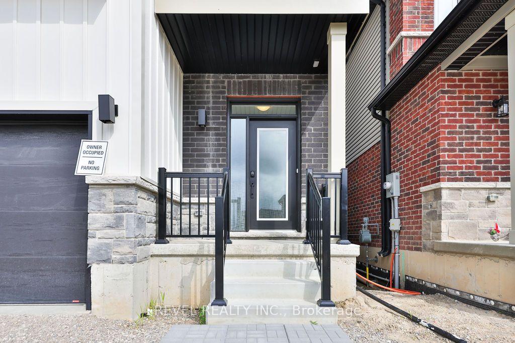 Photo 4 of Unit Upper, 24 Broddy Avenue, Brantford, Empire South — HOMEH
