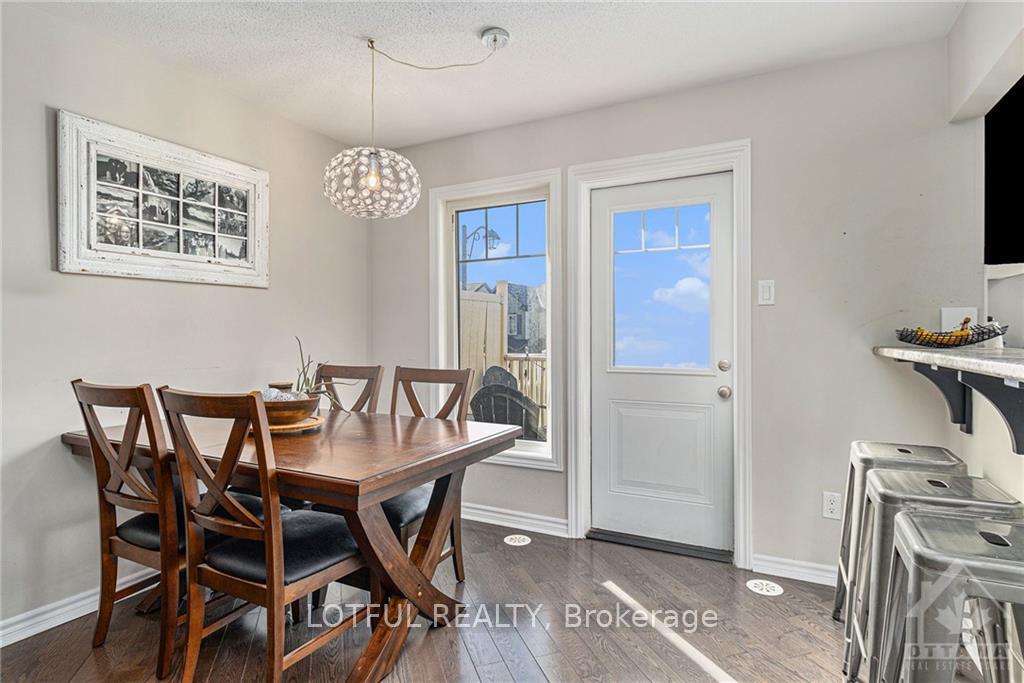 Photo 12 of 477 Meadowhawk Crescent, Ottawa, Barrhaven - Half Moon Bay — HOMEH