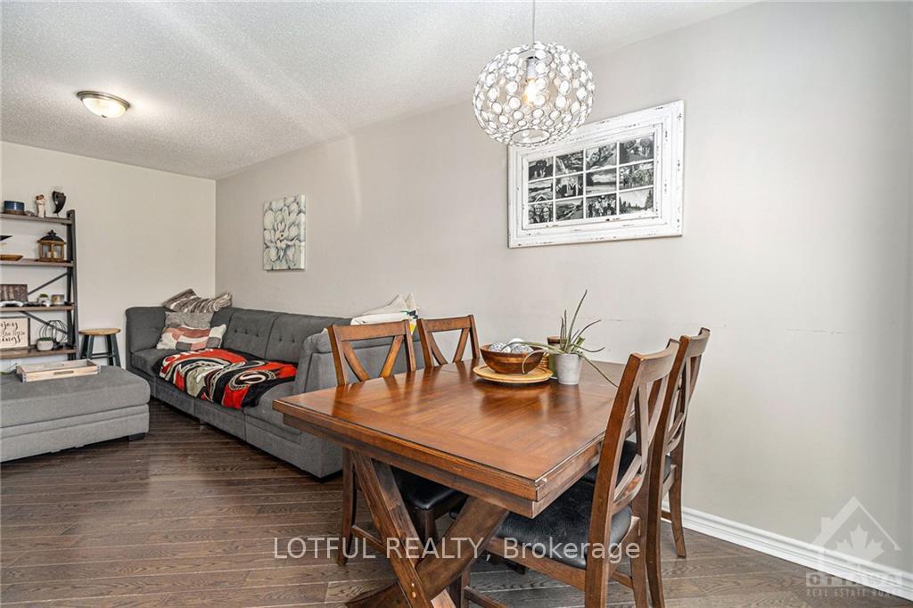 Photo 17 of 477 Meadowhawk Crescent, Ottawa, Barrhaven - Half Moon Bay — HOMEH