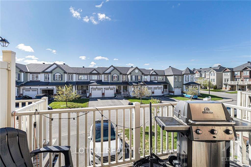 Photo 18 of 477 Meadowhawk Crescent, Ottawa, Barrhaven - Half Moon Bay — HOMEH