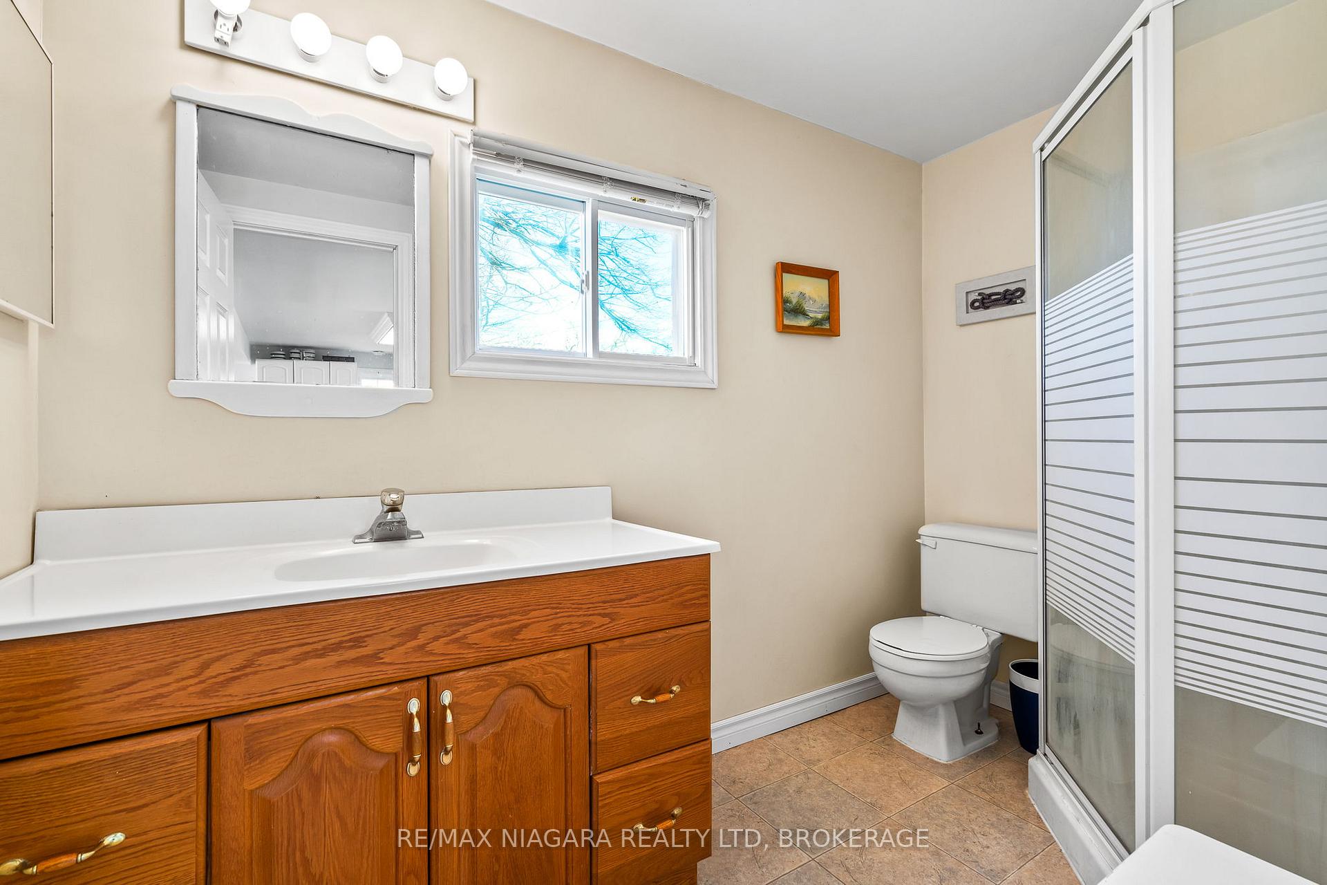 Photo 18 of 13165 Lakeshore Road, Wainfleet, Lakeshore — HOMEH