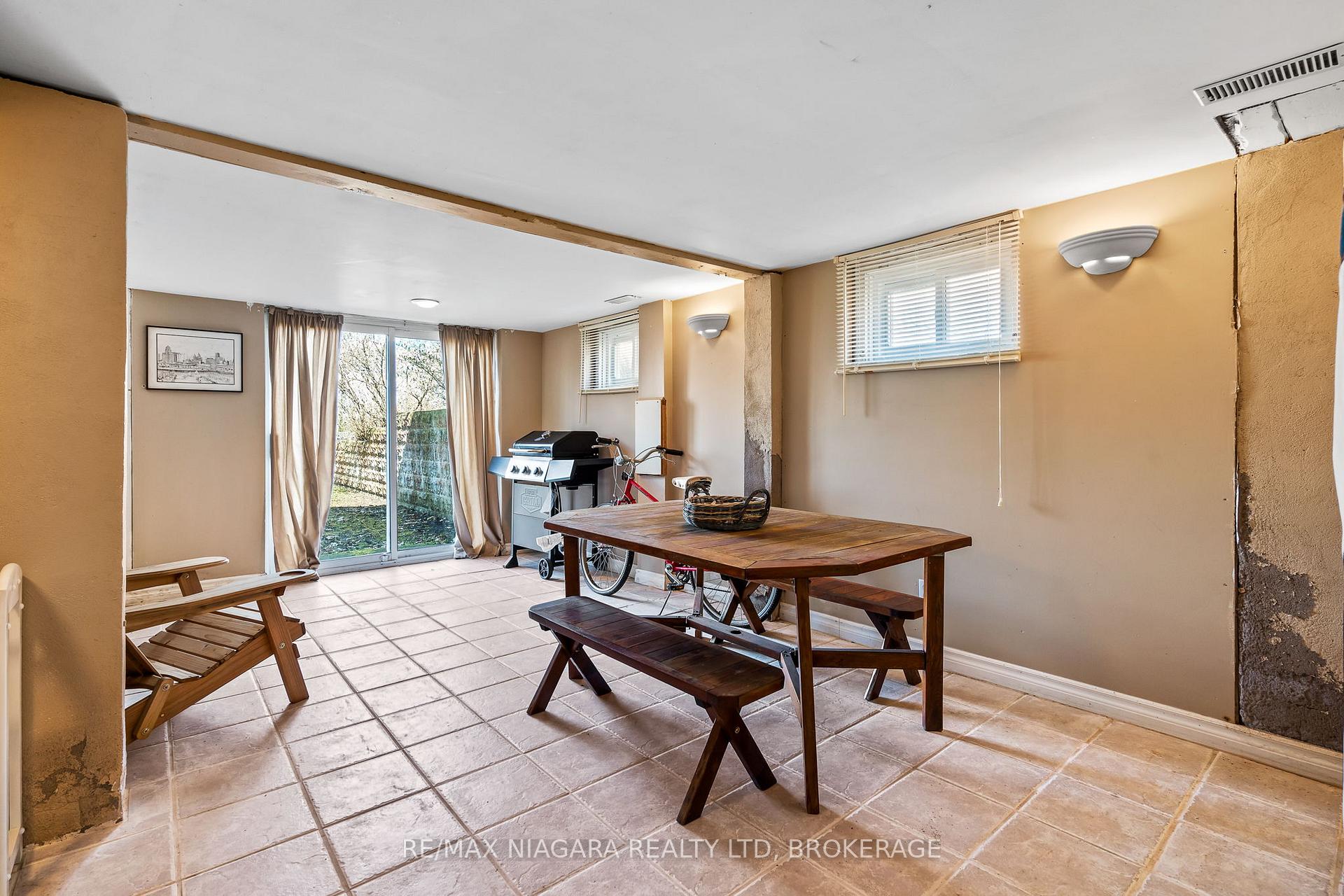 Photo 20 of 13165 Lakeshore Road, Wainfleet, Lakeshore — HOMEH