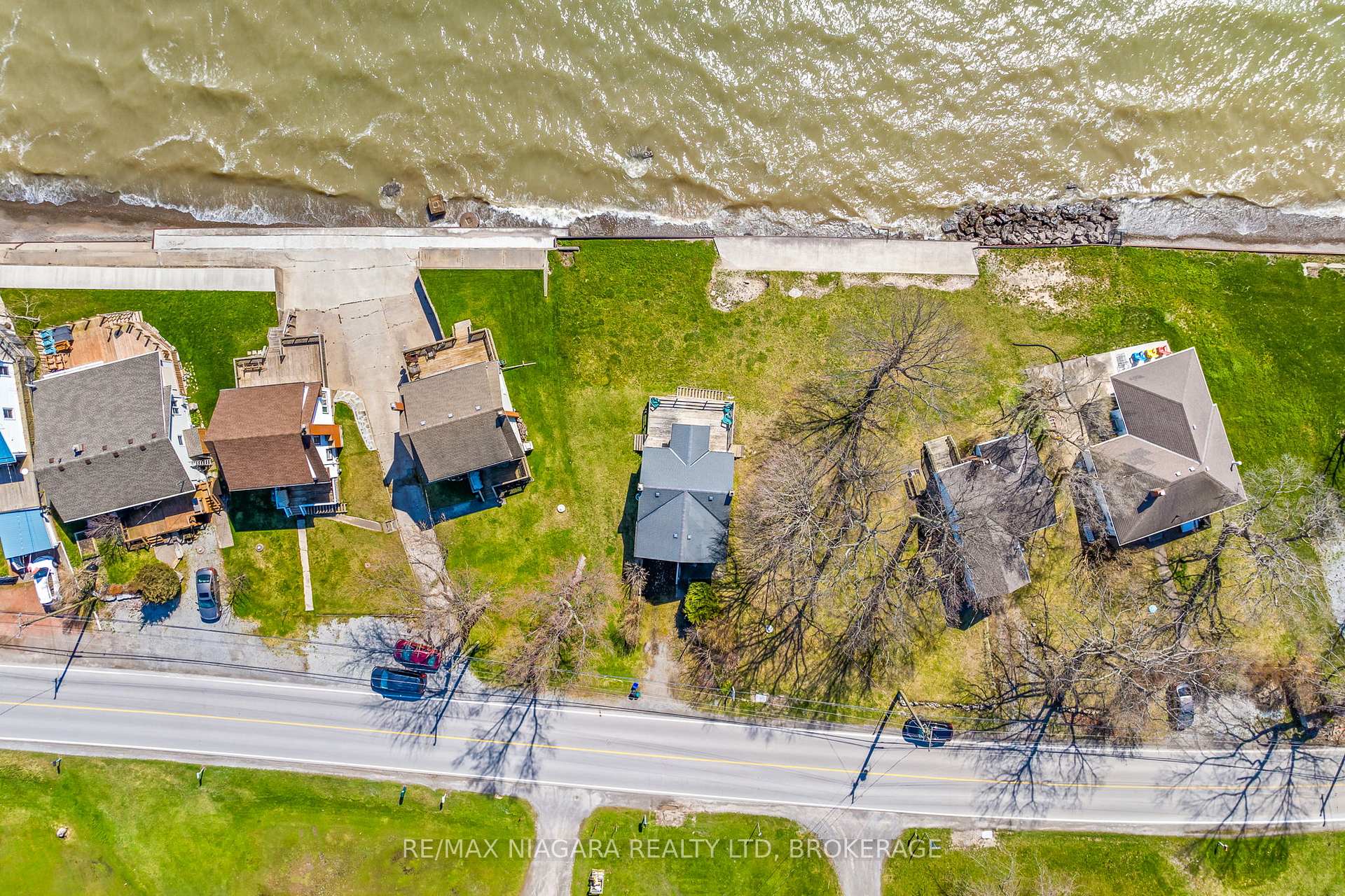 Photo 33 of 13165 Lakeshore Road, Wainfleet, Lakeshore — HOMEH