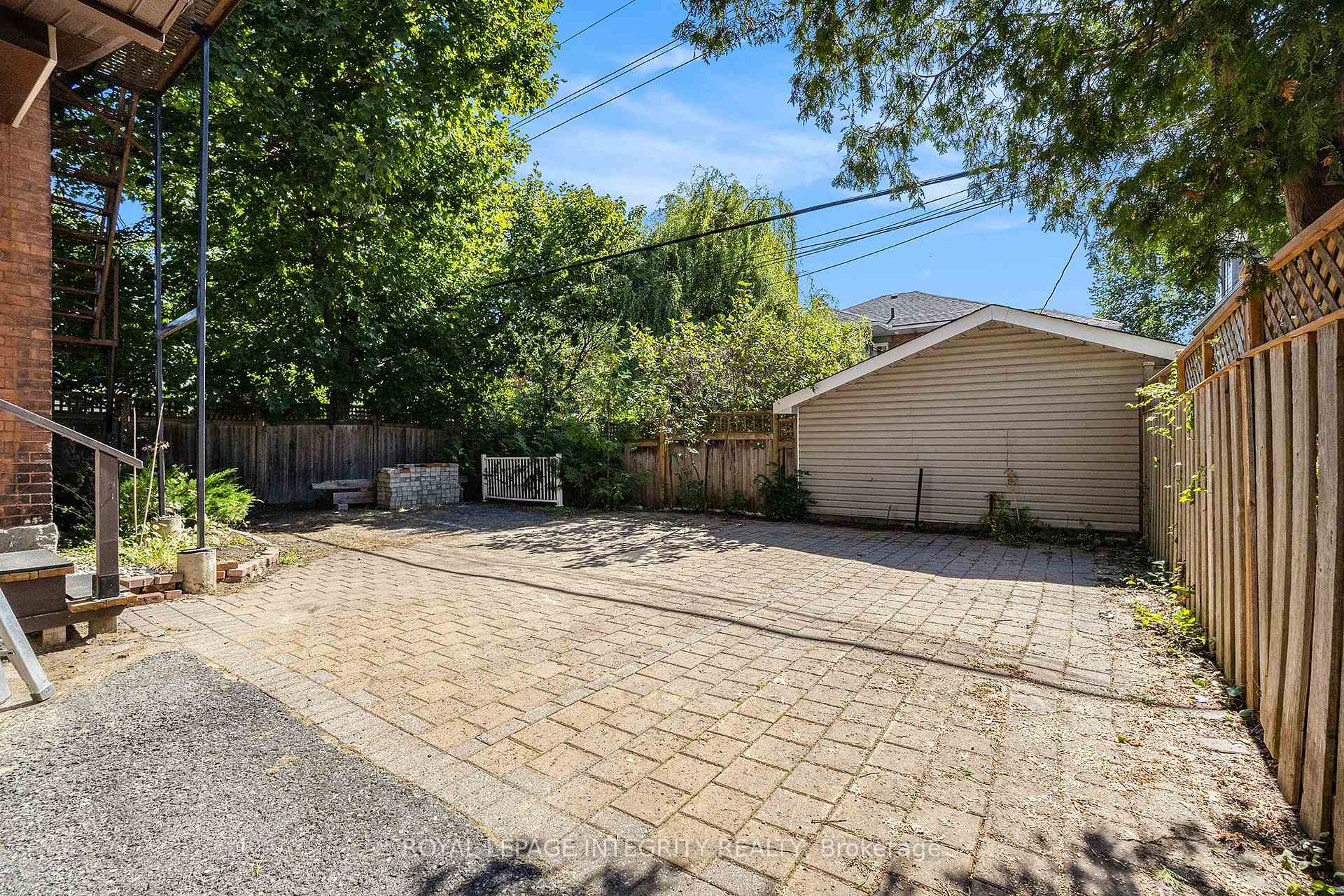 Photo 19 of Unit 4, 220 Powell Avenue, Ottawa, Glebe — HOMEH