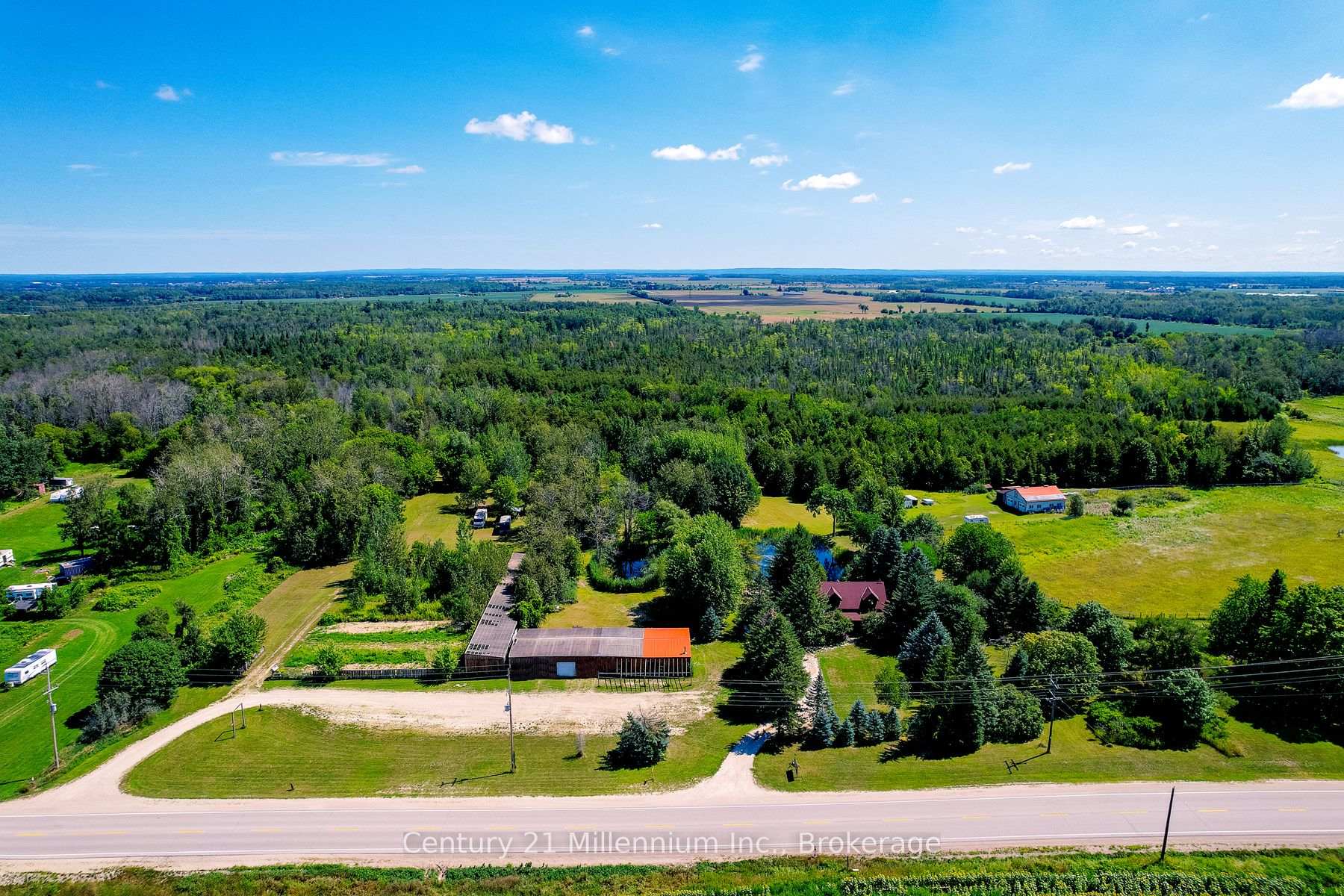 Photo 11 of 1547 County 42 Road, Clearview, Rural Clearview — HOMEH