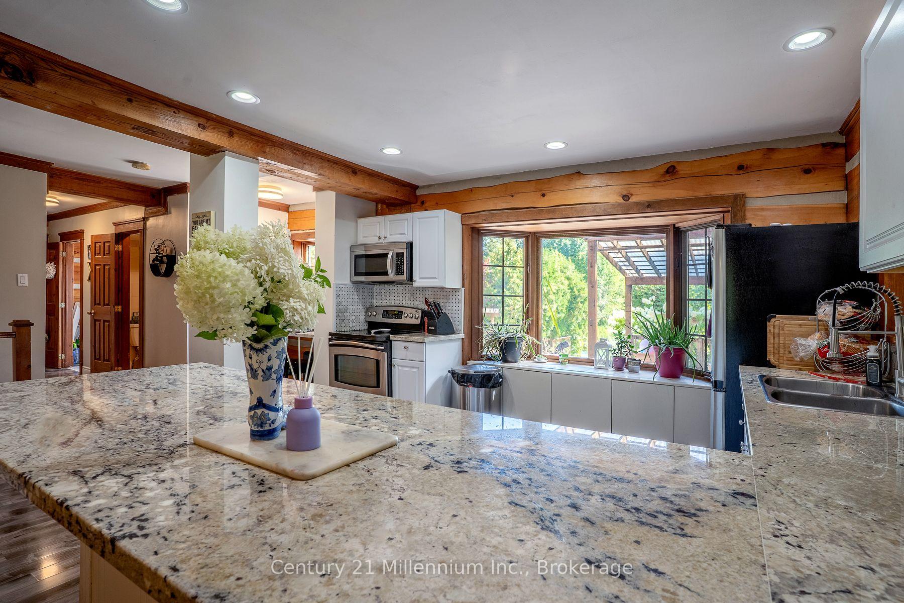 Photo 18 of 1547 County 42 Road, Clearview, Rural Clearview — HOMEH