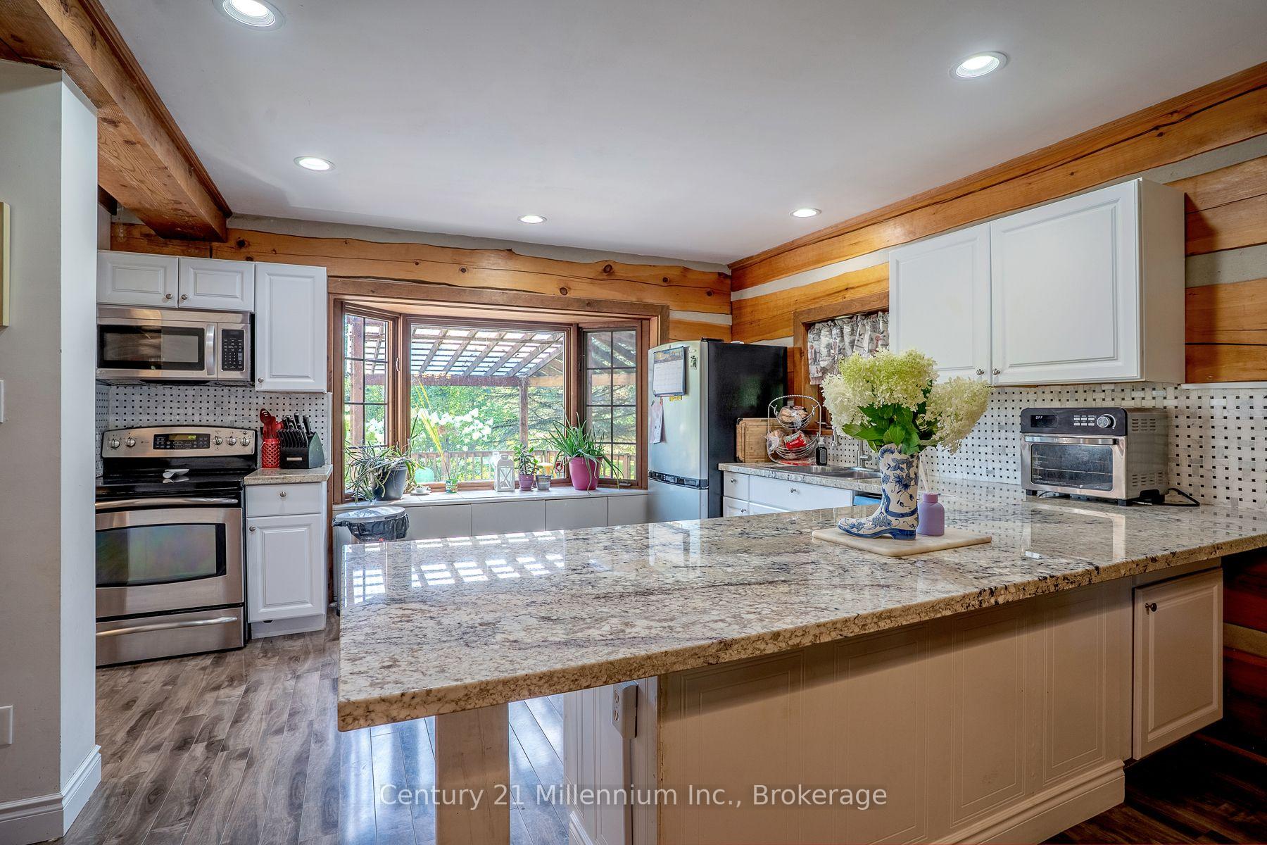 Photo 19 of 1547 County 42 Road, Clearview, Rural Clearview — HOMEH