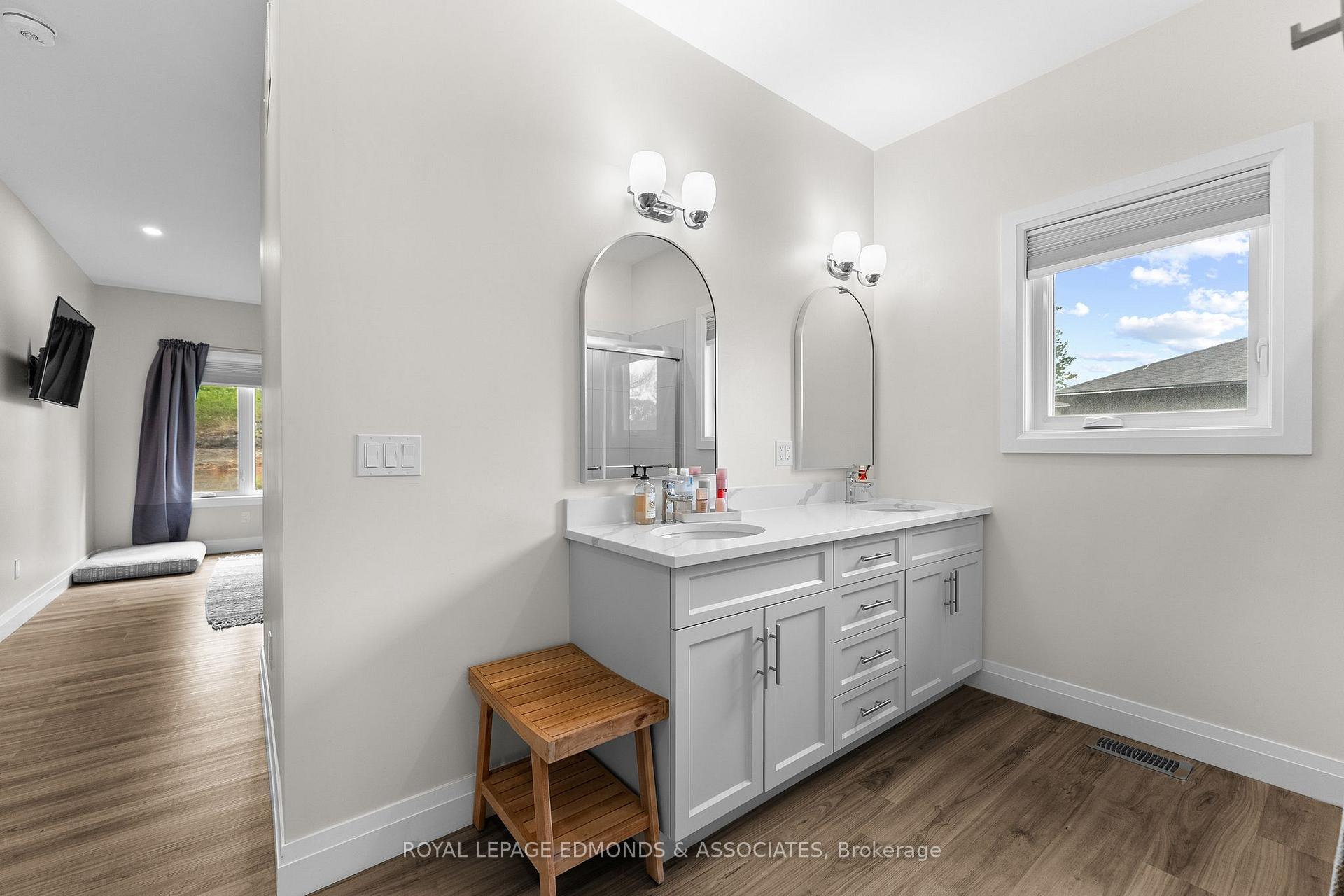 Photo 23 of 39 Morrison Drive, Whitewater Region, Cobden — HOMEH