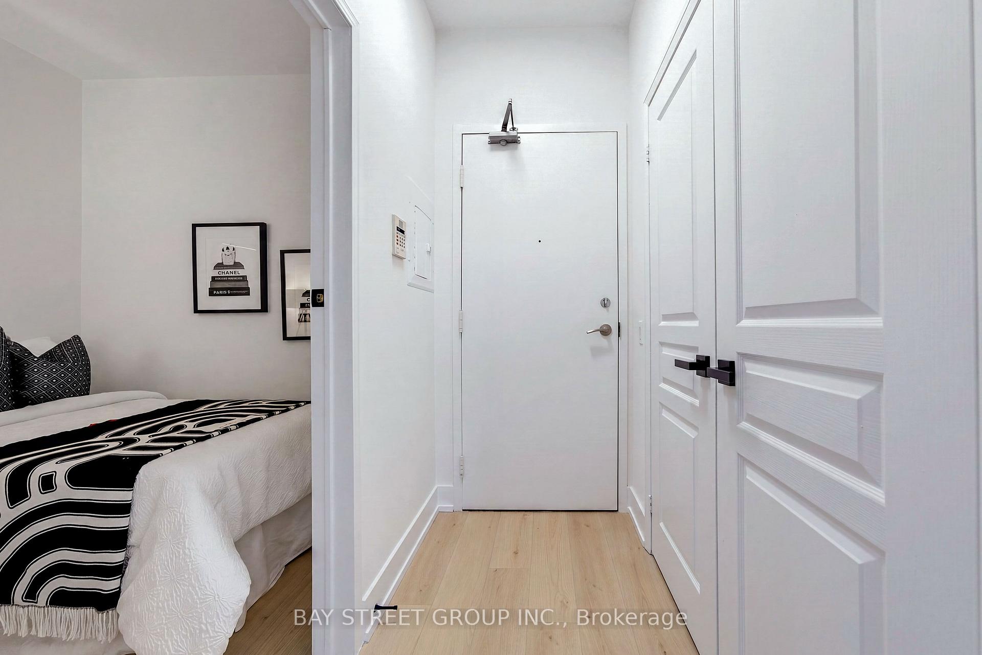 Photo 4 of Unit 805, 1121 Bay Street, Toronto, Bay Street Corridor — HOMEH