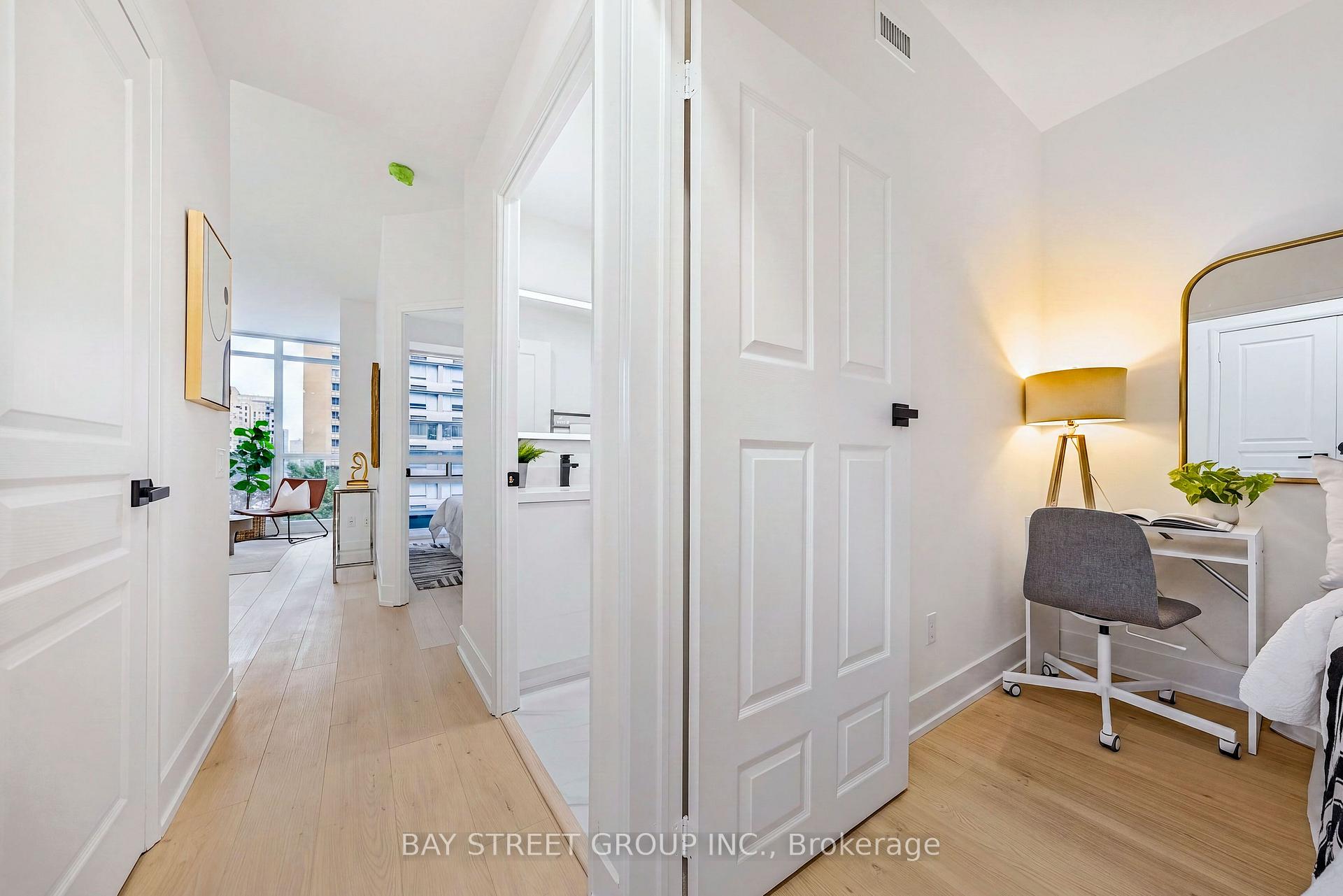 Photo 8 of Unit 805, 1121 Bay Street, Toronto, Bay Street Corridor — HOMEH
