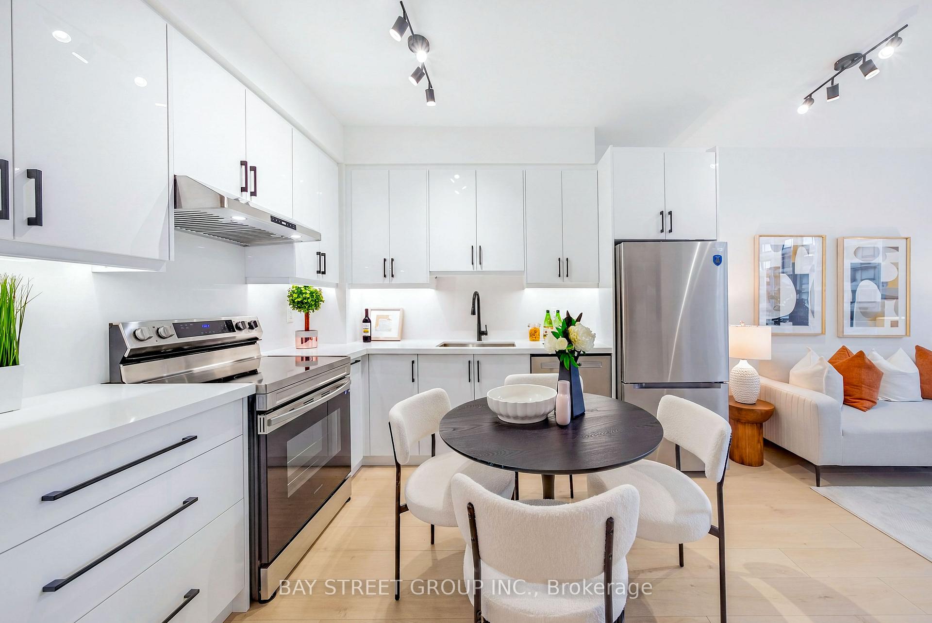 Photo 10 of Unit 805, 1121 Bay Street, Toronto, Bay Street Corridor — HOMEH