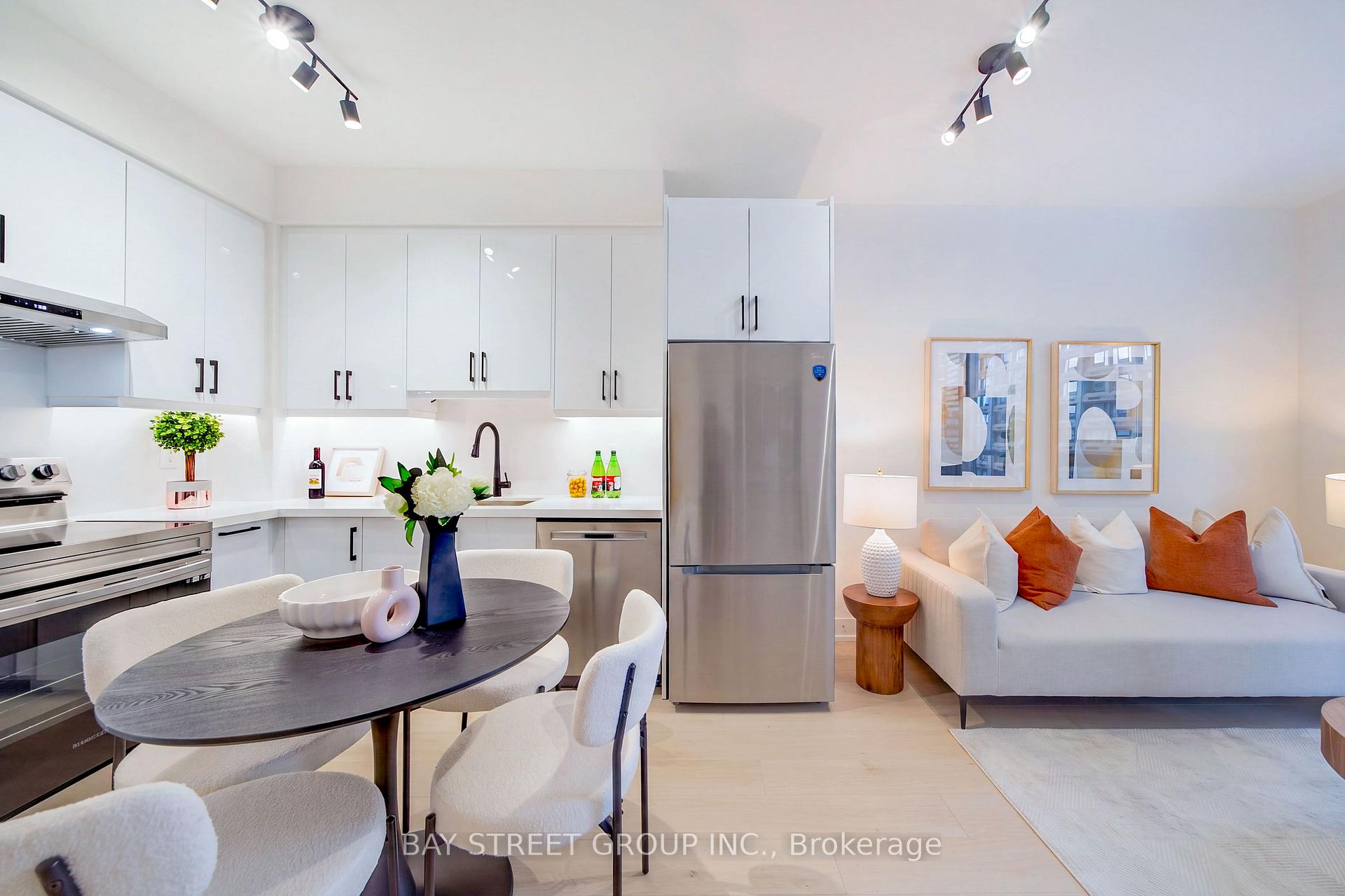 Photo 16 of Unit 805, 1121 Bay Street, Toronto, Bay Street Corridor — HOMEH