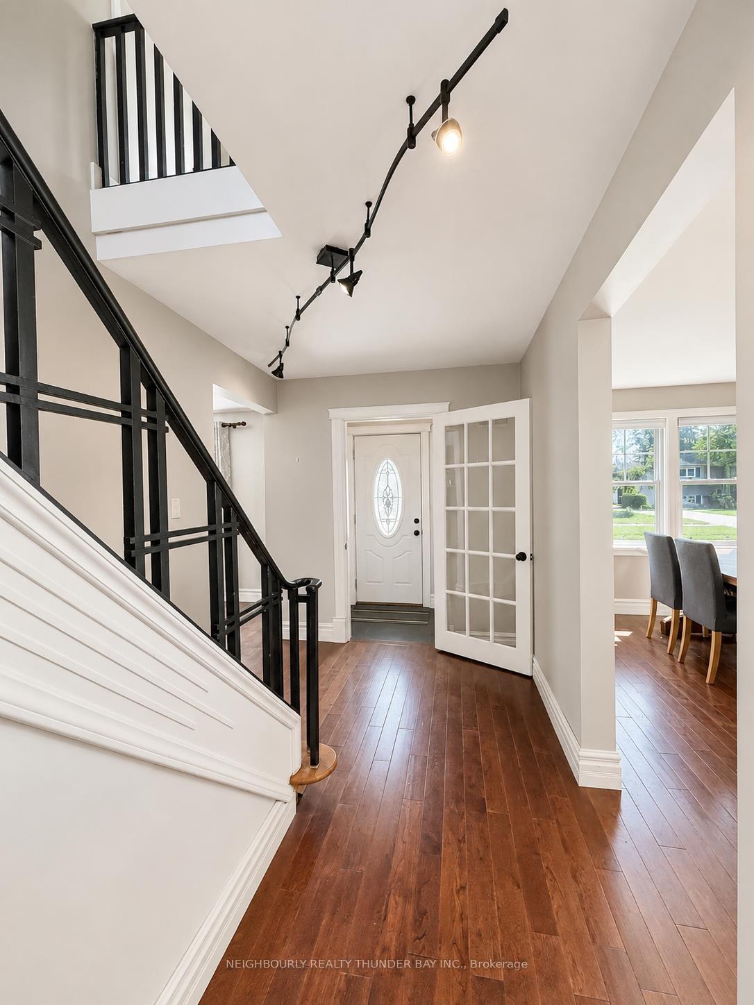 Photo 9 of 54 Summit Avenue, Thunder Bay, Mariday Heights — HOMEH