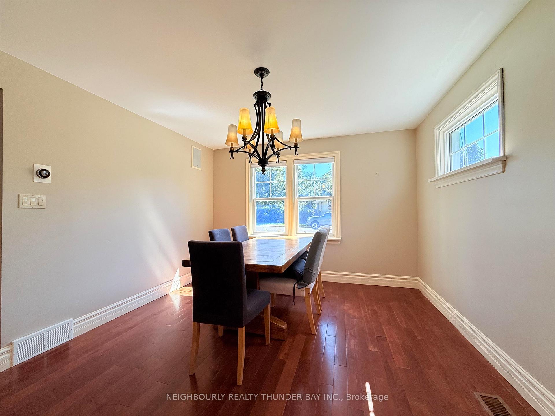 Photo 20 of 54 Summit Avenue, Thunder Bay, Mariday Heights — HOMEH