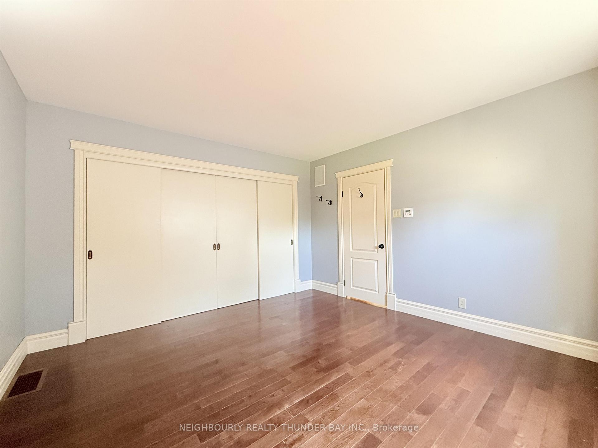 Photo 26 of 54 Summit Avenue, Thunder Bay, Mariday Heights — HOMEH
