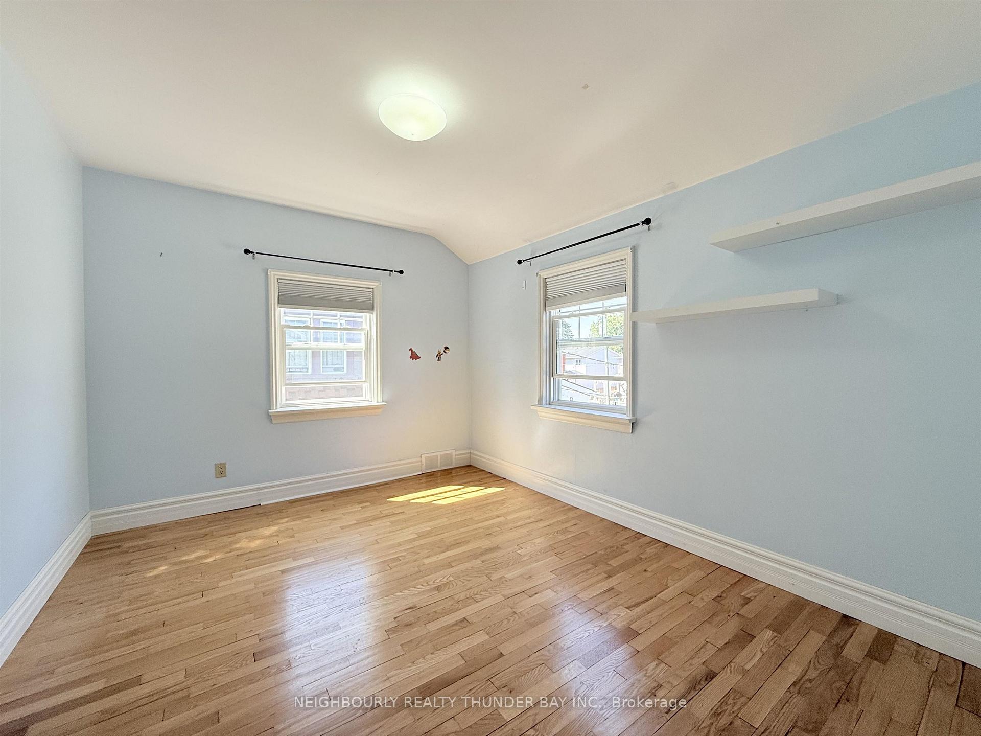 Photo 27 of 54 Summit Avenue, Thunder Bay, Mariday Heights — HOMEH