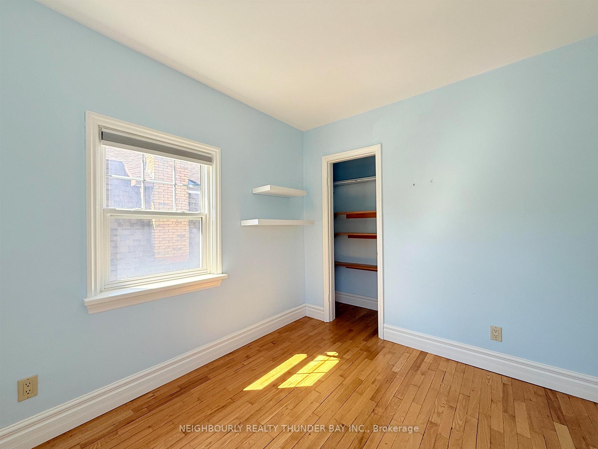Photo 33 of 54 Summit Avenue, Thunder Bay, Mariday Heights — HOMEH