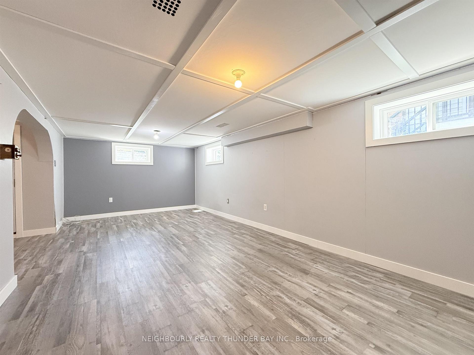 Photo 36 of 54 Summit Avenue, Thunder Bay, Mariday Heights — HOMEH