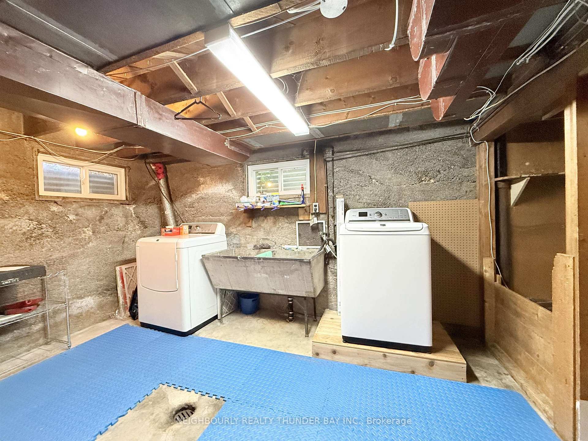 Photo 38 of 54 Summit Avenue, Thunder Bay, Mariday Heights — HOMEH