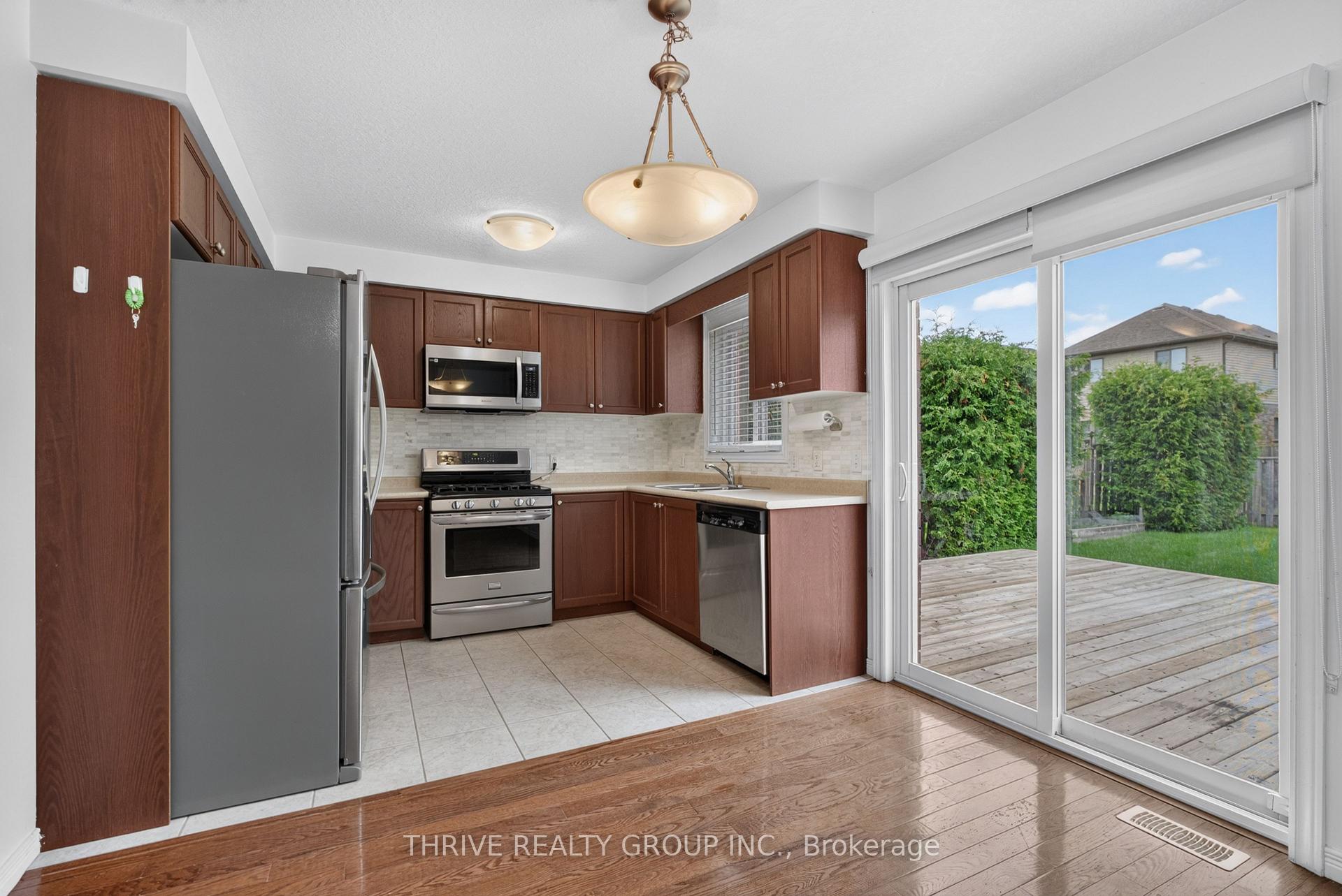 Photo 29 of 1184 Baird Street, London, North M — HOMEH