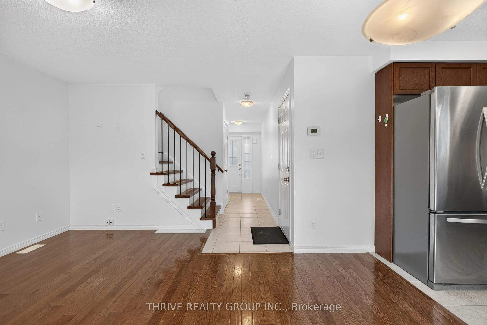 Photo 11 of 1184 Baird Street, London, North M — HOMEH