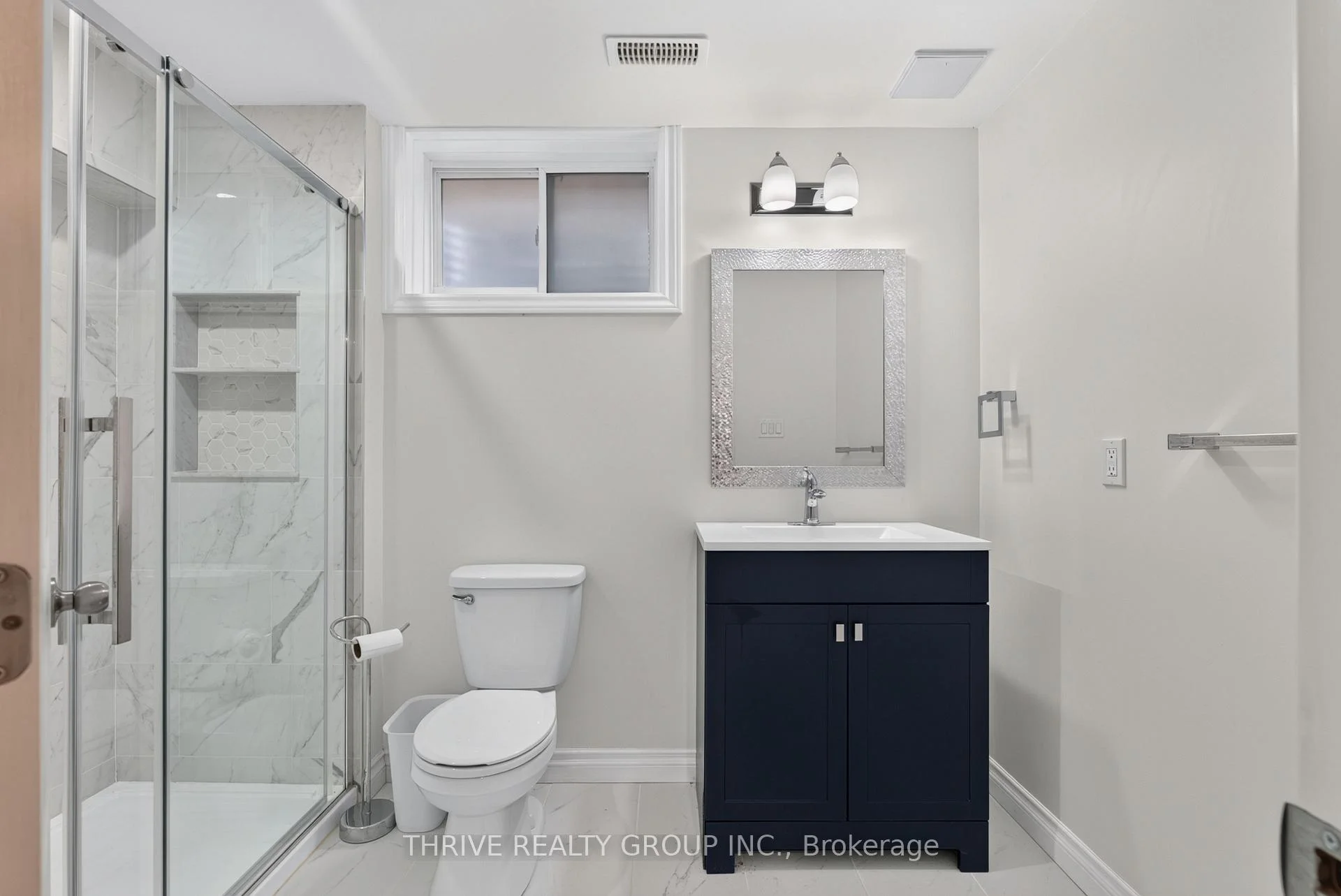 Photo 44 of 1184 Baird Street, London, North M — HOMEH