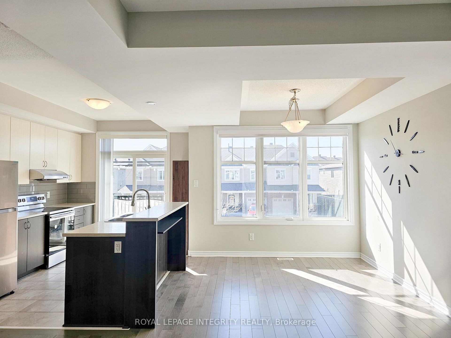 Photo 9 of 512 Thimbleberry Row, Ottawa, Avalon West — HOMEH