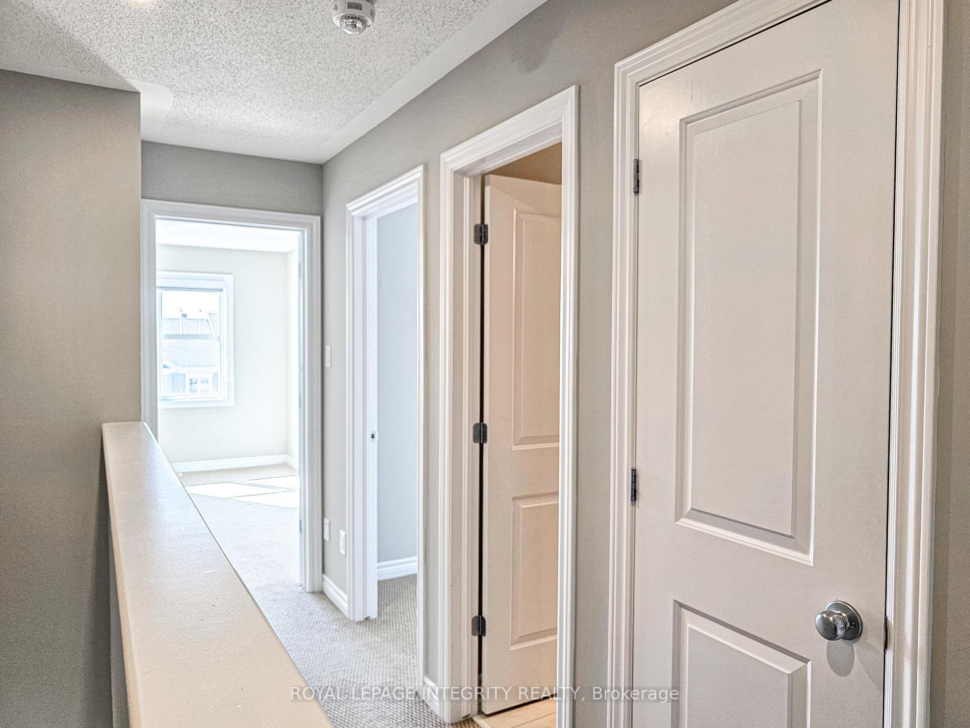 Photo 15 of 512 Thimbleberry Row, Ottawa, Avalon West — HOMEH