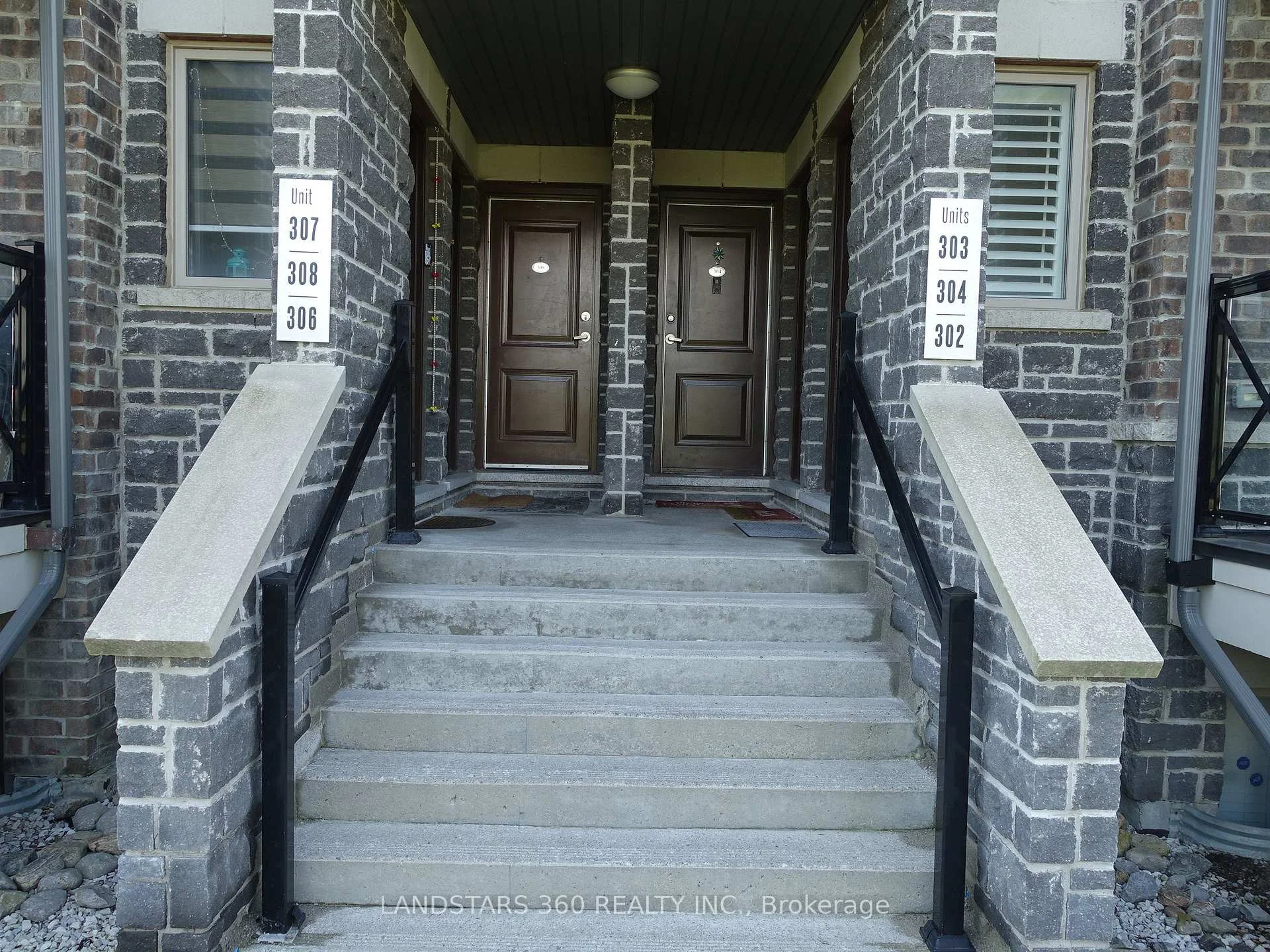 Photo 7 of Unit 302, 20 Dunsheath Way, Markham, Cornell — HOMEH