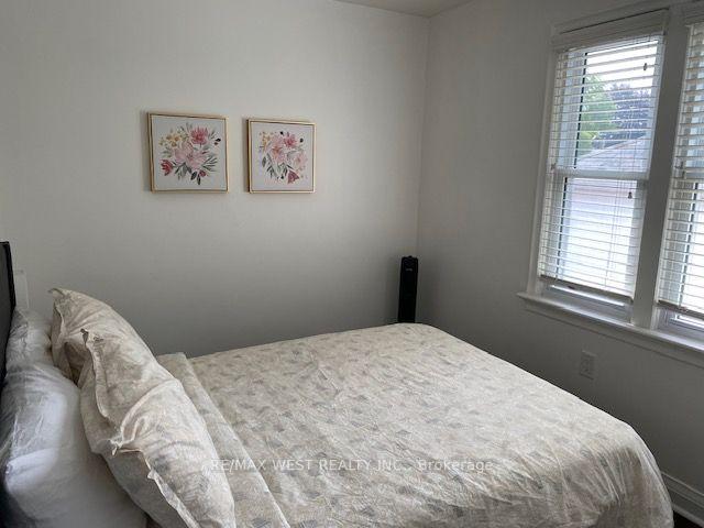 Photo 7 of Unit Upper, 6722 Dunn Street, Niagara Falls, Arad/Fallsview — HOMEH