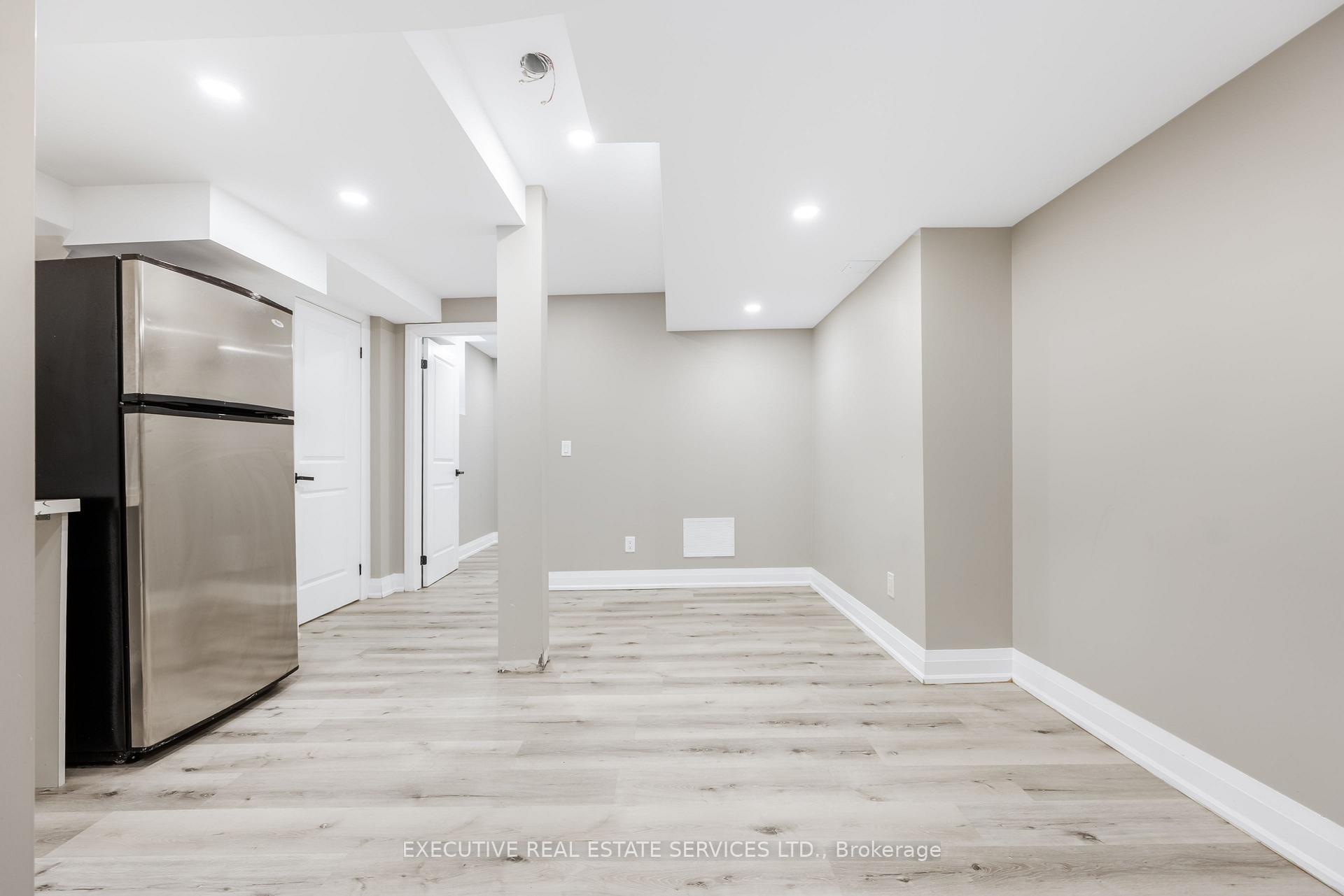 Photo 11 of 61 Truro (Basement) Circle N, Brampton, Northwest Brampton — HOMEH