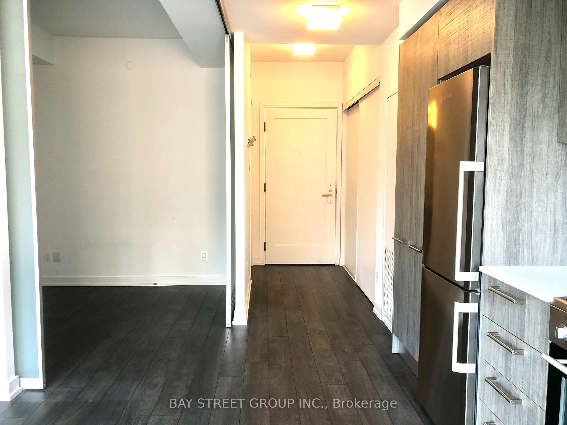Photo 2 of Unit 608, 28 Wellesley Street E, Toronto, Church-Yonge Corridor — HOMEH