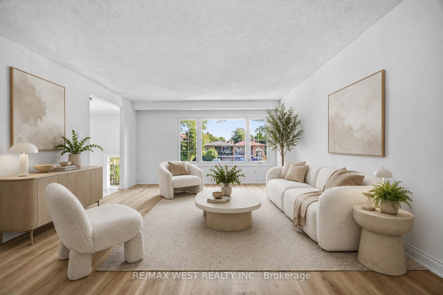 Photo 3 of 62 Littleleaf Drive, Scarborough, Malvern — HOMEH